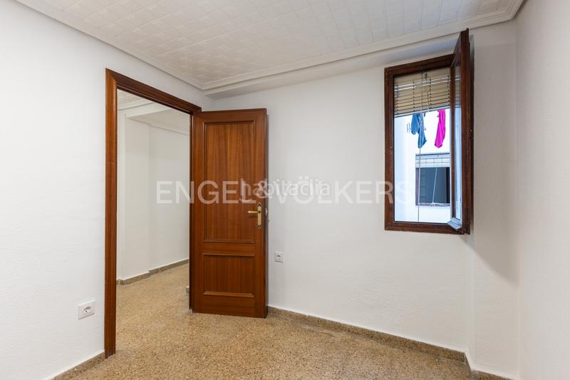 Foto a637421f-5b95-47c1-bbda-e106f3a5dbe2. Alquiler apartamento acogedor piso en alquiler en excelente ubicación en Burjassot