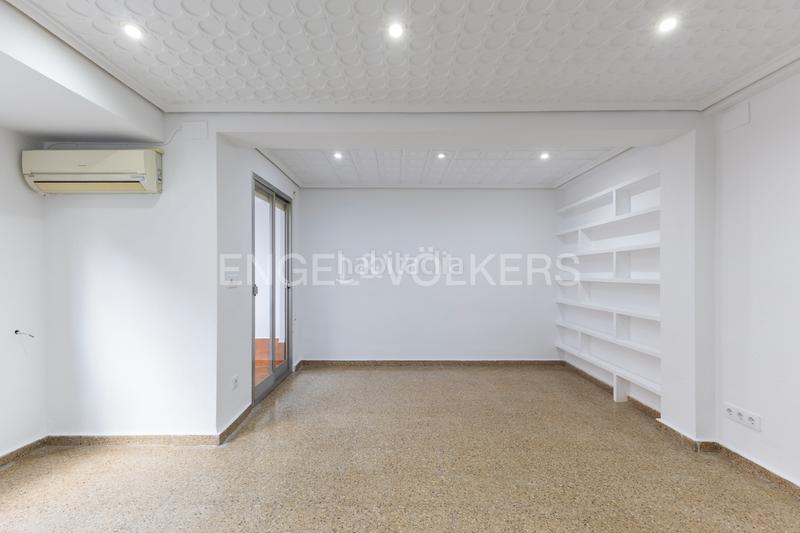 Foto cd76482a-b0f2-4e96-9157-d3f7db8ad3c2. Alquiler apartamento acogedor piso en alquiler en excelente ubicación en Burjassot