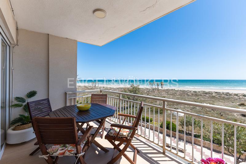 Foto 040599d8-c489-4530-b0a1-cb4a0aaf88ef. Lloguer apartament amb calefacció aparcament a Canet d´en Berenguer