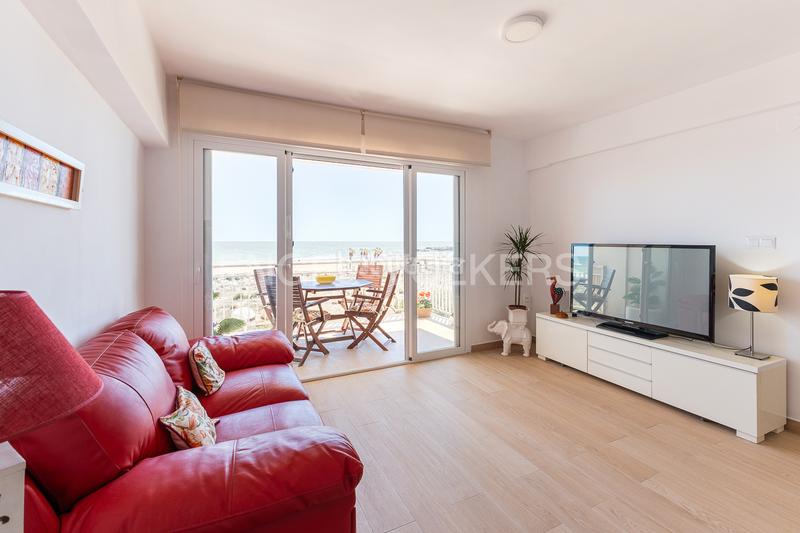 Foto 4a0854fb-36cb-47fa-9b8e-beb1557c4015. Lloguer apartament amb calefacció aparcament a Canet d´en Berenguer