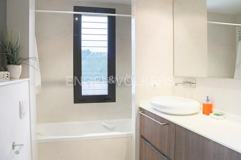 Foto 1801ca1f-b7f3-400b-be26-7917513d2924. Miete haus mit heizung parking pool in Godella