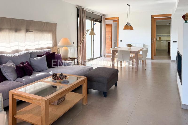 Foto c4883887-8408-4d8a-a7ae-ae5e54b9c5ae. Miete haus mit heizung parking pool in Godella