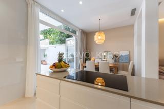 Rent House in Els Orriols. Nueva casa a estrenar al lado de avenida primado reig