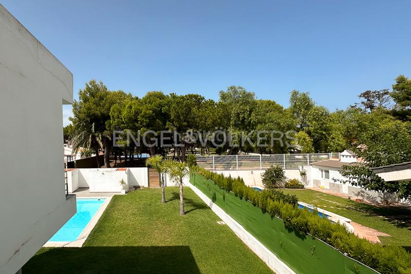 Foto 29236b62-8fbb-4f54-a247-e55d9dbe035c. Alquiler casa excepcional residencia de lujo con piscina privada en Sagunt