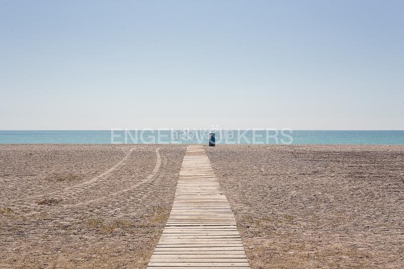 Foto 850a606d-8aee-4451-9c07-0b303024542b. Alquiler casa excepcional residencia de lujo con piscina privada en Sagunt