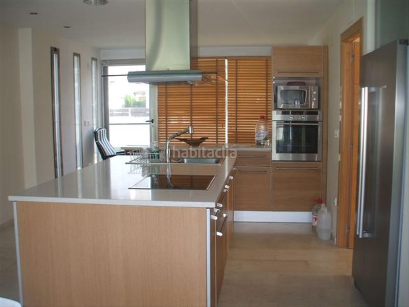 Foto 9e9ad6a3-a187-4d2c-bc4f-af2828824230. Alquiler casa excepcional residencia de lujo con piscina privada en Sagunt