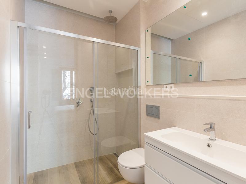Foto 76260a84-3c1f-4d4e-9763-6091cf49f922. Alquiler apartamento excelente piso en gran vía en Valencia