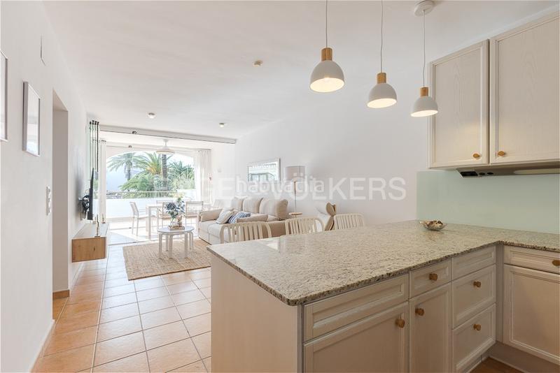 Foto 7480c8fd-cd96-4f34-82d6-62b84972af72. Alquiler apartamento exclusiva vivienda para larga estancia en Dénia