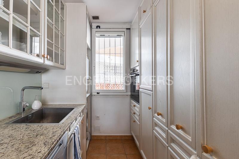 Foto 7aa434af-60a6-486a-8f24-d85cdc65e885. Miete appartement mit heizung pool in Les Bovetes - La Felicidad Dénia