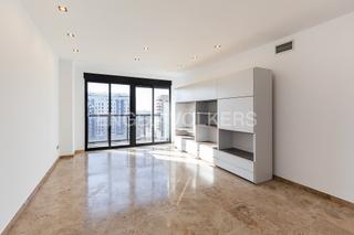 Alquiler Apartamento en Penya-Roja - Avda. Francia. Magnífico piso sin amueblar en la ciudad de las artes y las cien