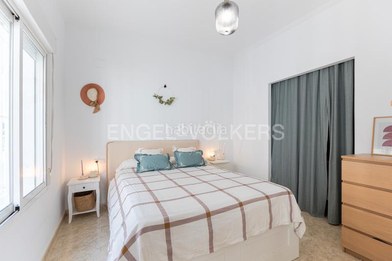 Foto 51976542-3f65-451a-a29d-582b1400c143. Casa moderno unifamiliar con piscina en Olocau