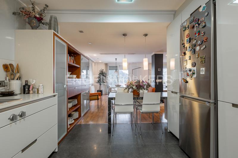 Foto 0ed69bf1-6e13-4e97-ba6b-b750a9e542f4. Haus mit heizung parking in Urbanizaciones Gandia