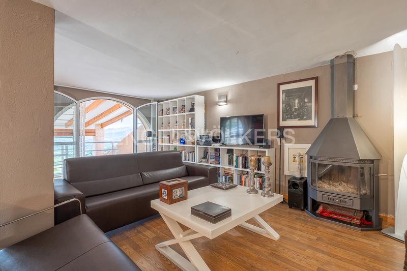 Foto 45bd2e00-5409-4497-89ea-e3841a9d722a. Haus mit heizung parking in Urbanizaciones Gandia