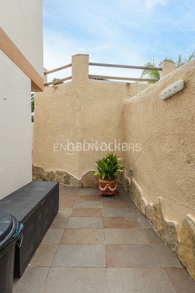 Foto 50e93936-d866-4b49-8105-4a2f5d9b30a9. Casa amb calefacció aparcament a Urbanizaciones Gandia