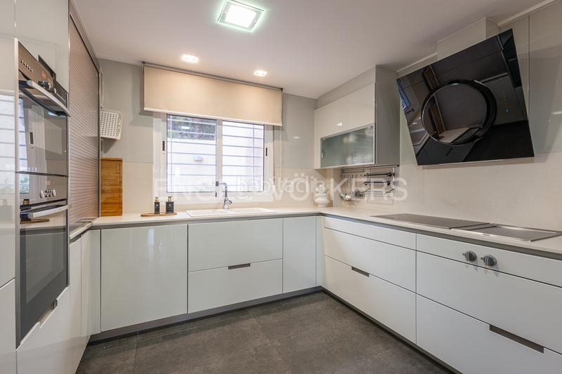 Foto 63158b49-4cad-4405-9f3c-5e5cd78bae2e. Haus mit heizung parking in Urbanizaciones Gandia