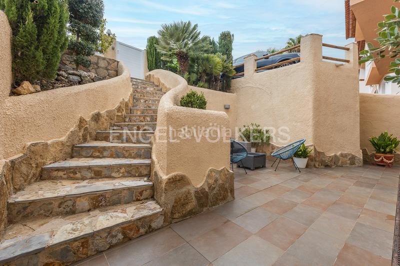 Foto 9de4d758-fa50-47ca-84e1-1016f9124c6d. Haus mit heizung parking in Urbanizaciones Gandia