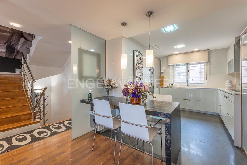 Foto c13c9a8c-d44d-4c38-8ef3-5a003c6c873e. Haus mit heizung parking in Urbanizaciones Gandia