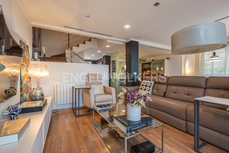 Foto dc1c9a78-0202-4761-8ecb-07ebd2e93586. Haus mit heizung parking in Urbanizaciones Gandia