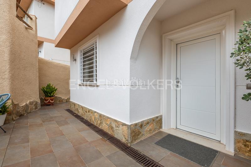 Foto e8a8ab76-7900-4e5e-ad7d-91b95737ac17. Haus mit heizung parking in Urbanizaciones Gandia