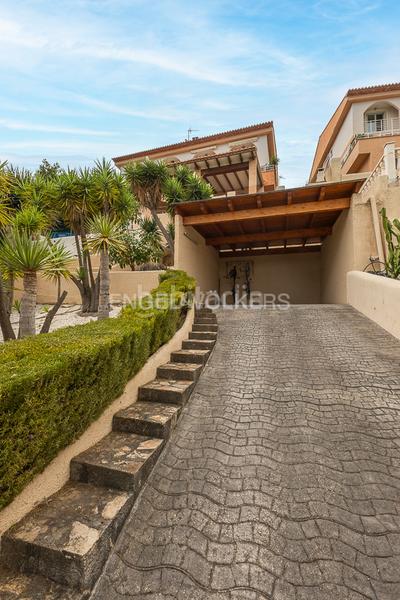 Foto edf35dcf-d8ca-4c27-a4f3-31b9d2515bfe. Haus mit heizung parking in Urbanizaciones Gandia