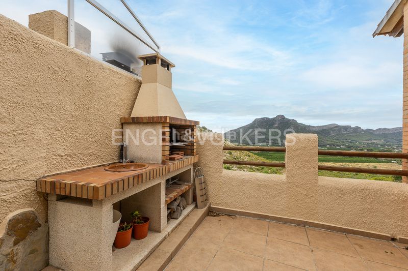 Foto fc481379-dc79-4ffb-99dd-a42cfc3f2197. Casa amb calefacció aparcament a Urbanizaciones Gandia