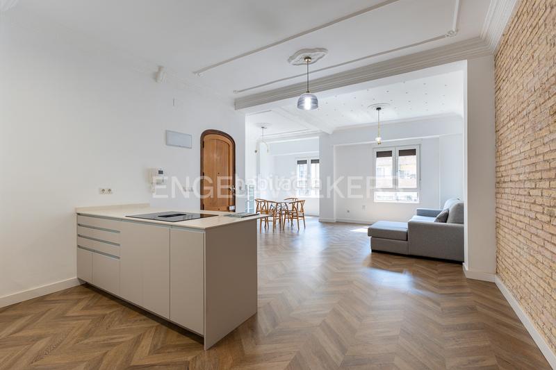 Foto 6dcf0a26-f6f0-40f4-84b9-7ec0ee3e9ed2. Apartamento acogedor piso reformado en Arrancapins en Valencia
