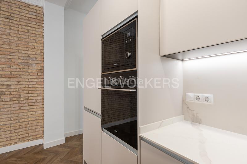 Foto 754b026c-ea2a-4e63-b74b-a8feeaee26cc. Apartamento acogedor piso reformado en Arrancapins en Valencia