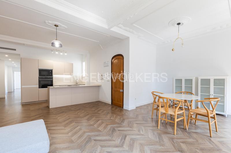 Foto c1875de8-fd24-4b8b-8dde-deeea9d0f311. Apartamento acogedor piso reformado en Arrancapins en Valencia
