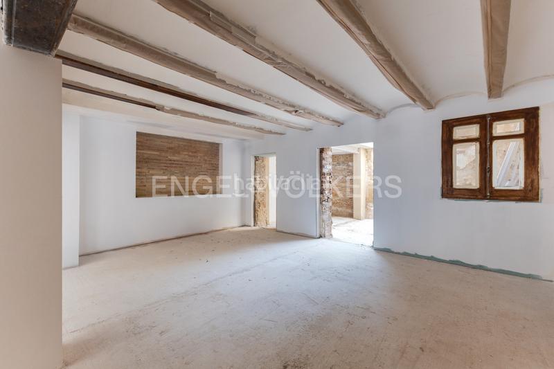 Foto 5a0b04fa-08ea-45aa-93f2-dc9a23bcdd96. Casa amb calefacció a El Cabanyal-El Canyamelar Valencia