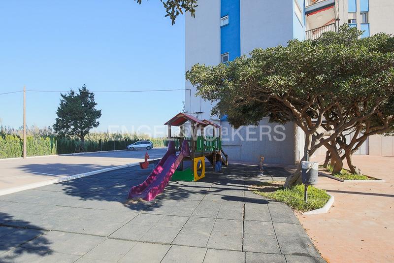 Foto b05434bb-a050-4189-88c8-bc36479b6b4c. Affitto piccolo appartamento con riscaldamento parcheggio piscina in El Puig de Santa Maria