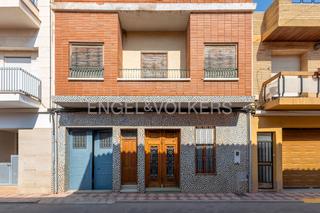 Maison à Albuixech. Bonita casa de pueblo con amplios espacios en albuixech