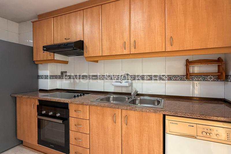 Foto e8bf2ea7-b1d3-493c-8644-a14f2a272f1c. Affitto piccolo appartamento con riscaldamento parcheggio in Valencia