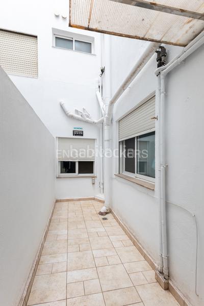 Foto ba30cae2-d69c-4637-817d-955dc0413c40. Apartamento piso con 3 terraza y 5 habitaciones en monteolivete en Valencia