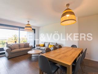 Alquiler Apartamento en El Castellar i l'Oliverar. Apartamento en malilla para corta estancia