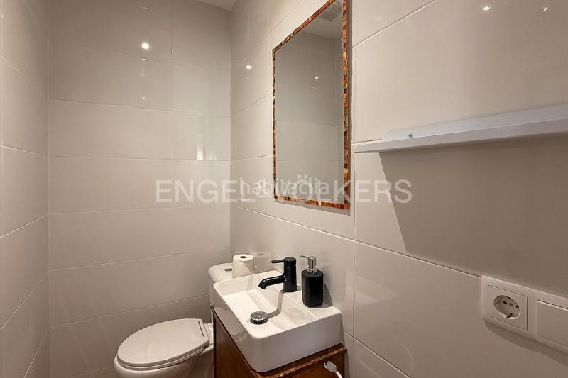 Foto 549a473b-7fac-46f7-b3fd-0485ec0cd61c. Alquiler apartamento estupendo piso para estudiantes en Valencia