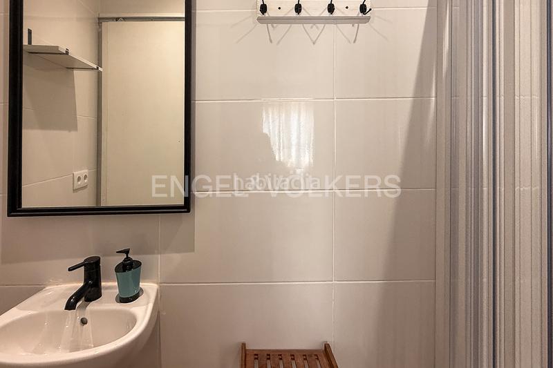 Foto 9ae45ae2-7c8f-4960-a41c-243092fcd682. Alquiler apartamento estupendo piso para estudiantes en Valencia