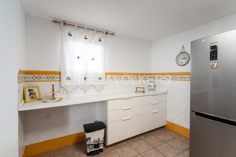 Foto 256cc29b-399f-401b-9498-6a5737859d24. Rent house with heating parking in Oliva nova Oliva