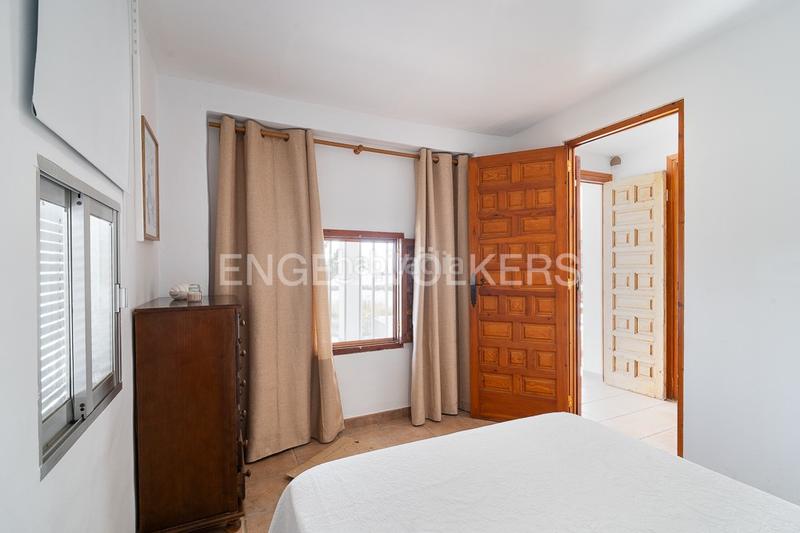 Foto 459852f9-d0f8-4be9-ae04-4d14d2483d10. Rent house with heating parking in Oliva nova Oliva