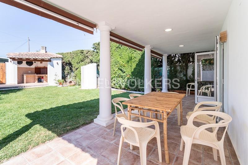 Foto 482abf1d-8bec-4d25-b8b5-17929e508666. Rent house with heating parking in Oliva nova Oliva