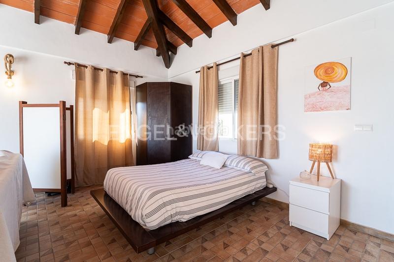 Foto ae5cf633-cb57-4f51-b391-0e788797fff5. Rent house with heating parking in Oliva nova Oliva