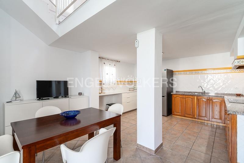 Foto ef3c40b4-6bae-4133-9d79-400b5da23d11. Rent house with heating parking in Oliva nova Oliva