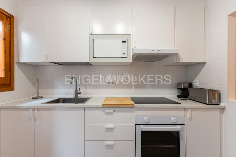 Foto af9817db-0aa6-4c93-90a4-4421d766fac8. Casa adosada  en venta en playa la concha vive frente al mar! en Oropesa del Mar
