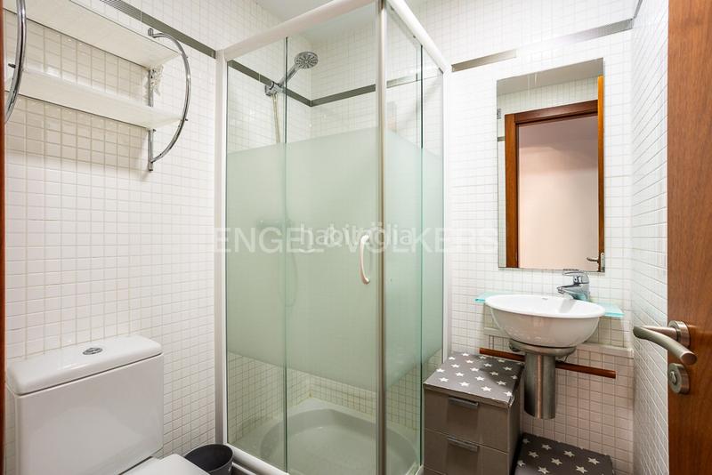 Foto 1e9182c4-02dc-445b-bc60-37071a6bfa0a. Alquiler apartamento  en excelente urbanización en Dénia