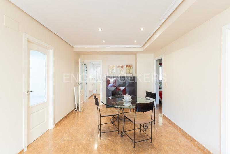 Foto 68310bea-3465-45bc-8d3d-414debe536eb. Alquiler apartamento encantador bajo con entrada independiente en urb. proamar para larga estancia en Sagunt