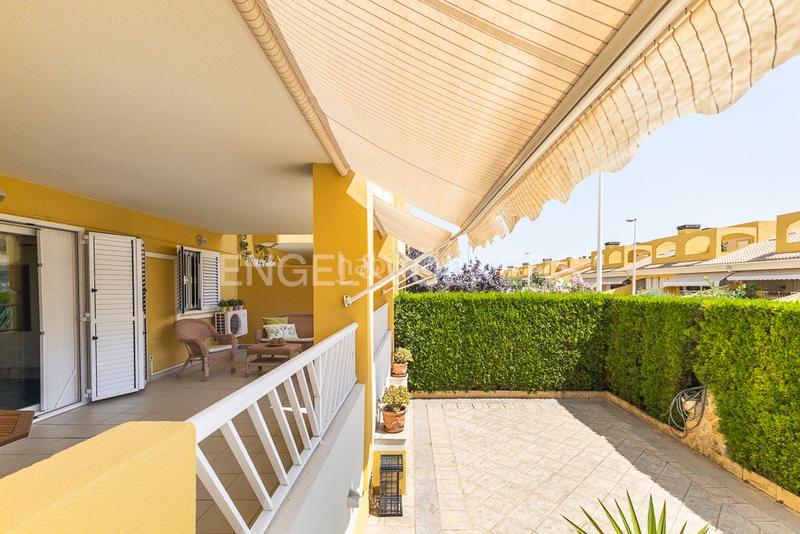 Foto 9922844c-0757-4723-9c5b-d5ff7a9c518e. Alquiler apartamento encantador bajo con entrada independiente en urb. proamar para larga estancia en Sagunt