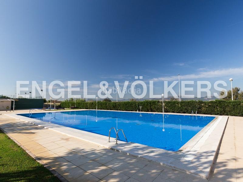 Foto 56dbfc6d-5eeb-4e50-bfc6-efc500840402. Miete appartement mit heizung parking pool in Corinto-Almardà Sagunt