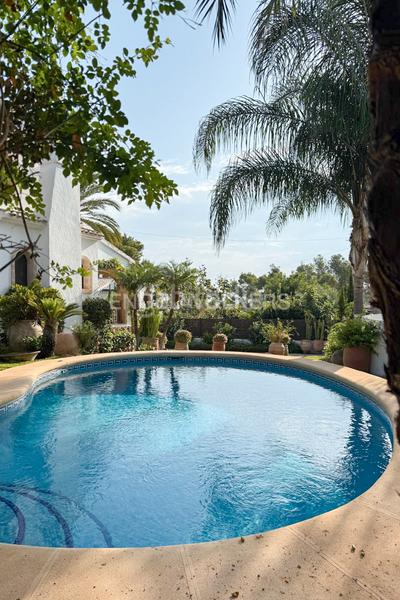 Foto 307b5194-aba8-423e-9081-626666338176. Alquiler casa encantadora villa en jávea para alquiler anual en Xàbia