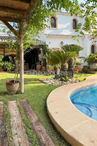Foto 40877007-d022-445d-a193-c61ff39053ca. Alquiler casa encantadora villa en jávea para alquiler anual en Xàbia