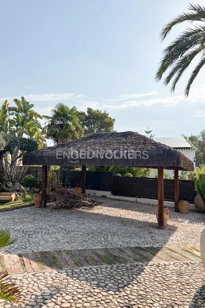 Foto f9cd769c-5571-40a5-ae32-29ee7870fb6c. Alquiler casa encantadora villa en jávea para alquiler anual en Xàbia