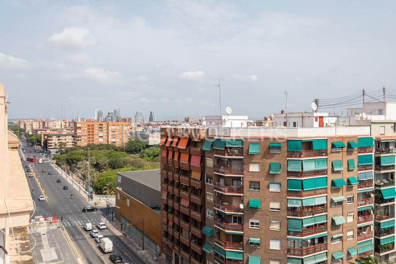 Foto 3c81387e-63d7-463a-853e-2084169bff82. Apartamento luminosa propiedad con vistas despejadas en Valencia